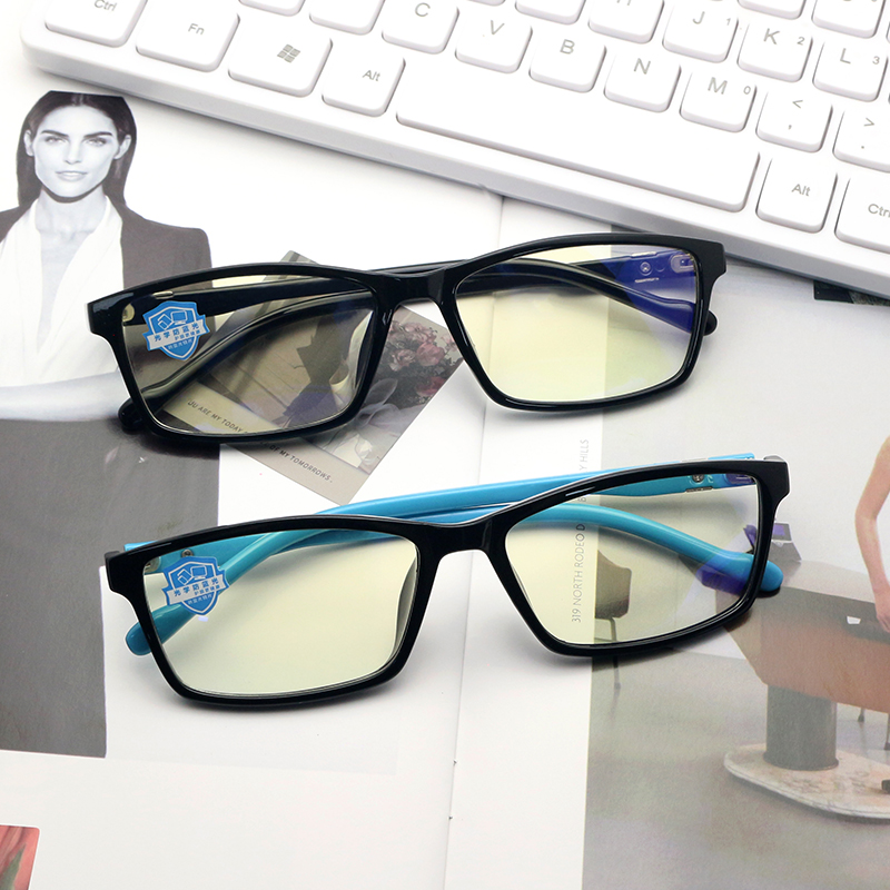Experience Style and Eye Protection with Our Fashionable TR90 Optical Glasses!